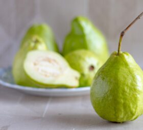 “Guava: The Ultimate Weight Loss Superfruit”