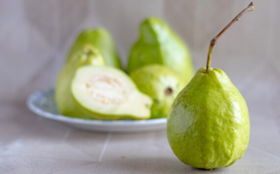 “Guava: The Ultimate Weight Loss Superfruit”